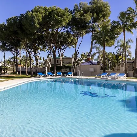 Junto Al Mar Ref 6 120 * Marbella