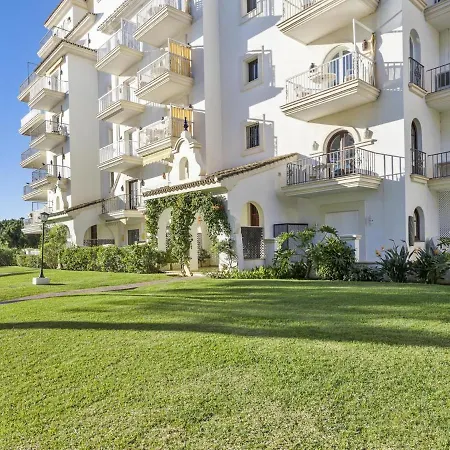 Junto Al Mar Ref 6 120 Marbella